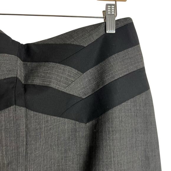 BCBGMaxAzria Gray Wool Black Chevron Paneled Knee Length Pencil Skirt Size 12 - Picture 4 of 10